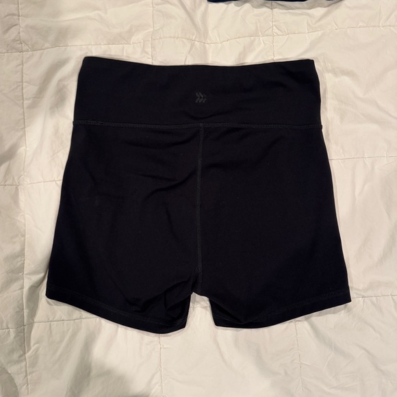 All in Motion Black 4” Mid-Rise Bike Shorts - Picture 2 of 7